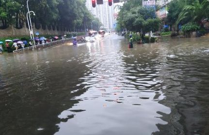 瀘州暴雨預警最新消息,瀘州暴雨預警最新消息及其影響